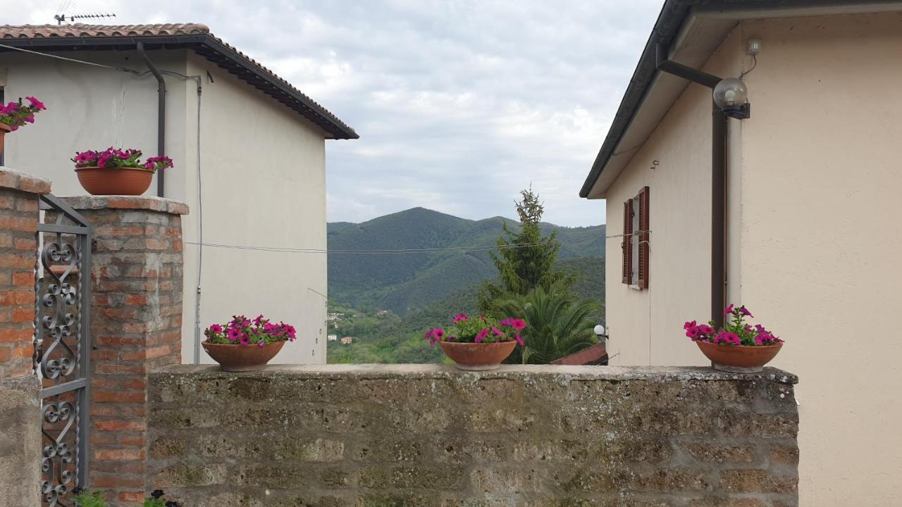 Casato Clavelli 1 Villa Collestatte Luaran gambar